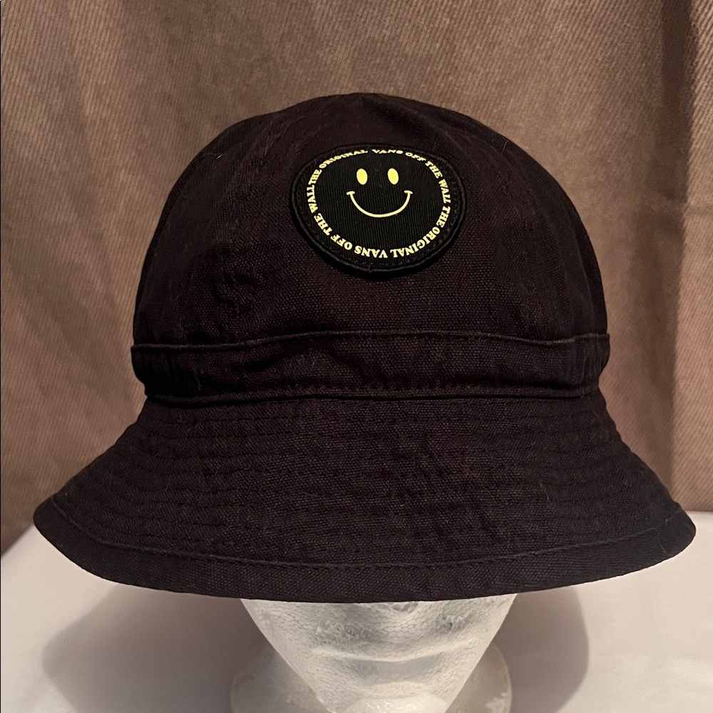 Vans Bucket Hat Smiley Face Black Women’s Medium